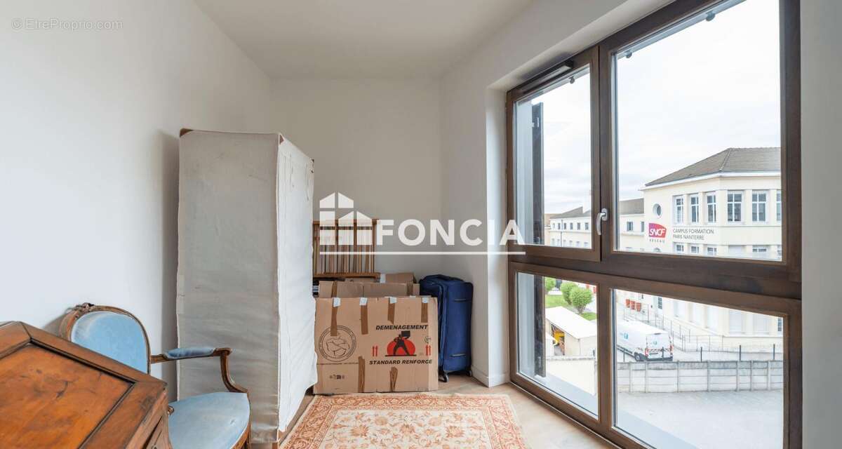 Appartement à NANTERRE