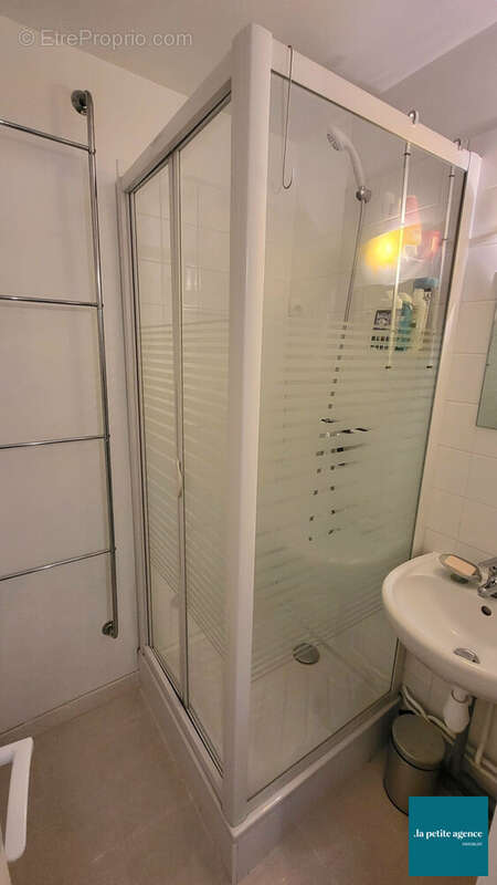 Appartement 30 m² à Merville-Franceville-Plage  - photo 6