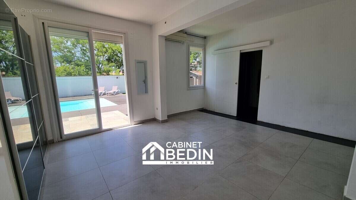 Maison 268 m² à Cornebarrieu  - photo 7