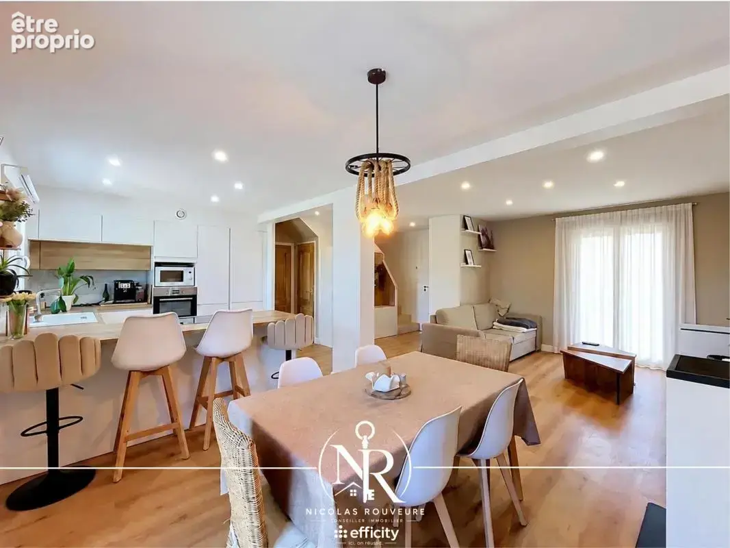 Maison 5 pièces 109 m² à vendre à Villette-D'anthon (38280) - photo 2