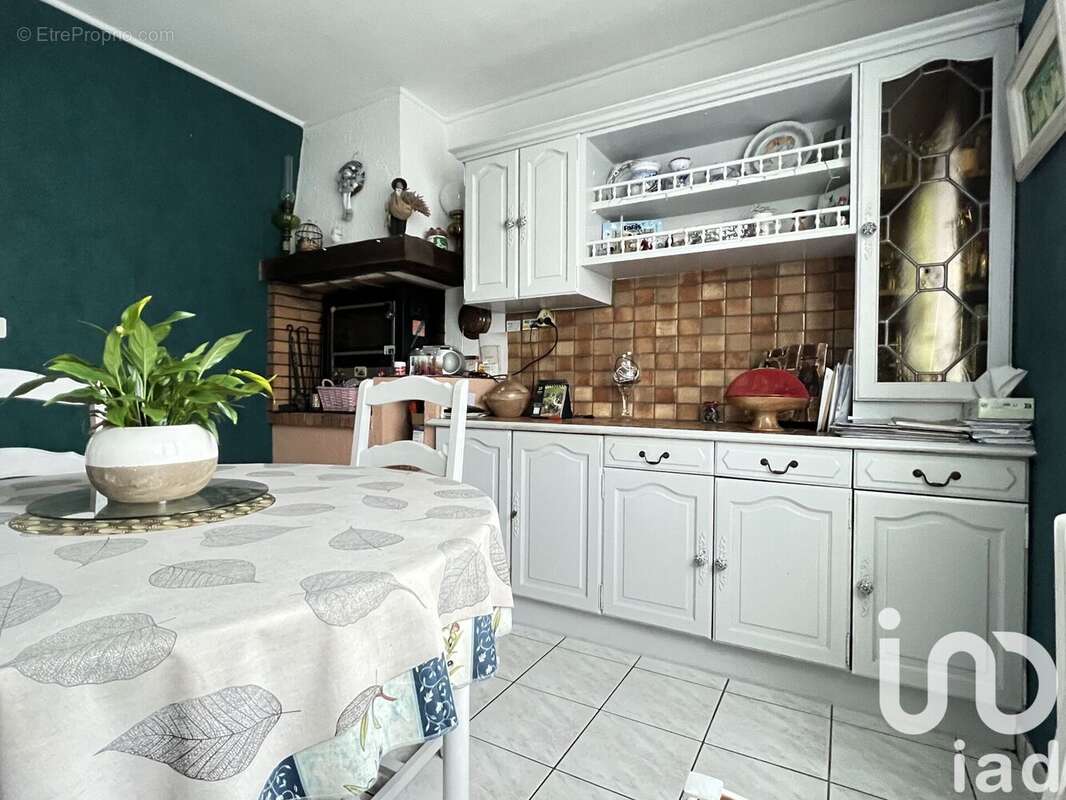 Photo 2 - Maison à FONTENAY-LE-COMTE