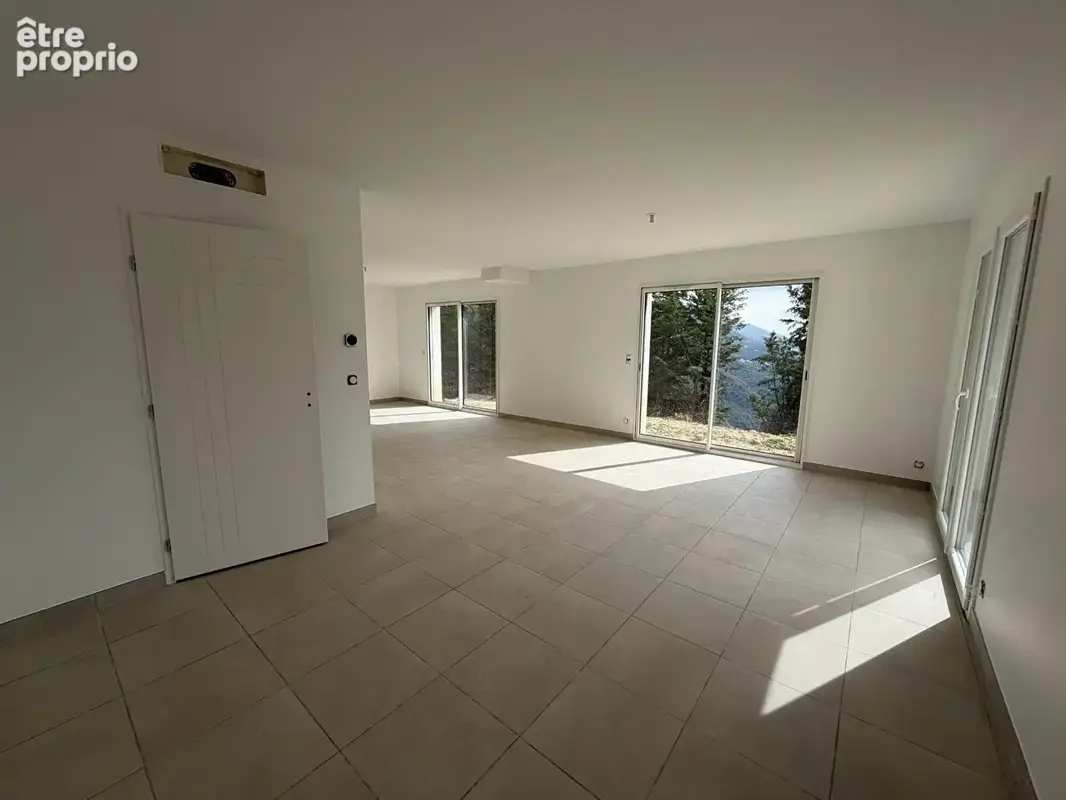 Magnifique villa Neuve de  2026 avec tout le confort et une superbe vue dégagée avec aperçu Mer - photo 3