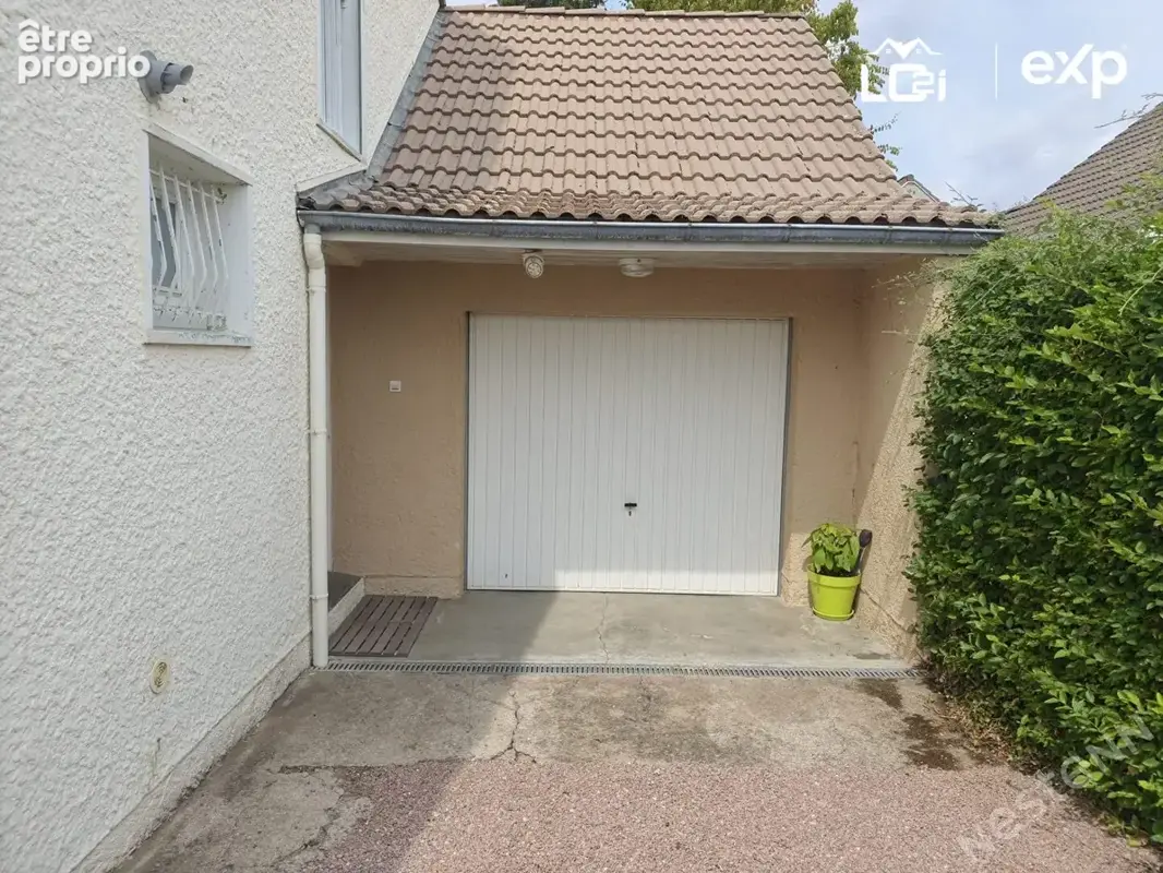 Maison 4 pièces 89 m² à vendre à Saint-Vallier (71230) - photo 4