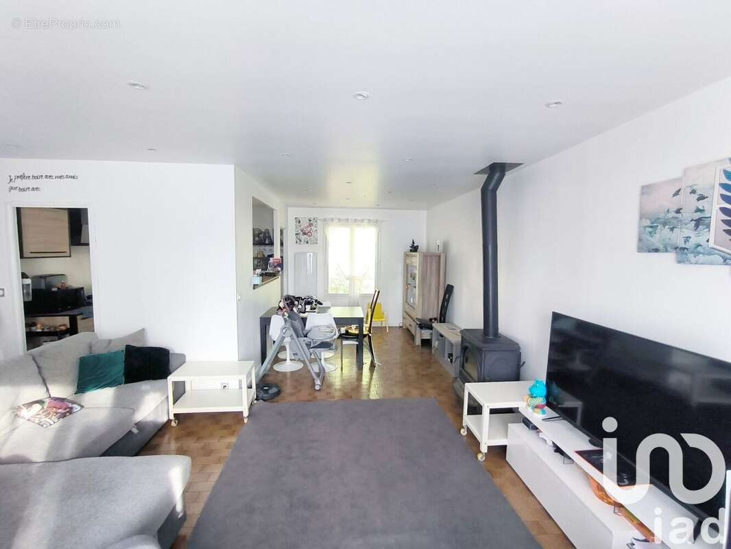 Photo 3 - Maison à LE TILLEUL-LAMBERT