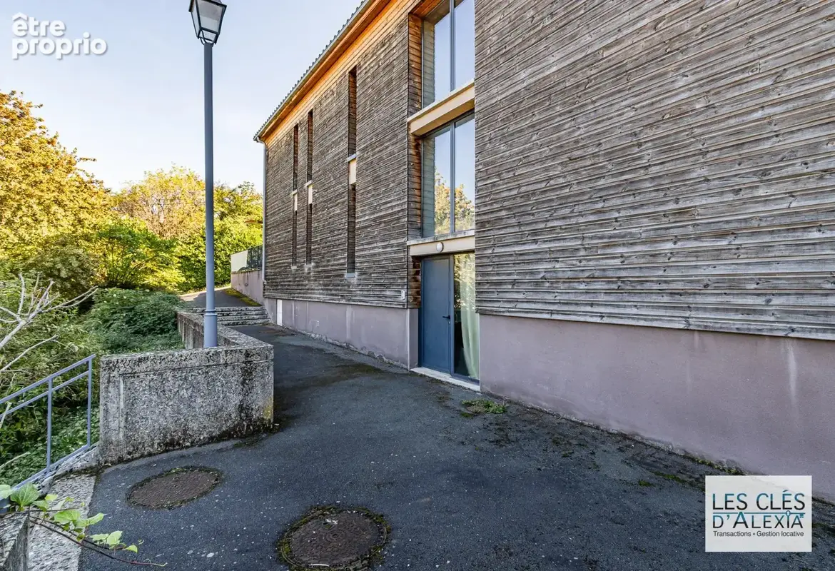 Saint-romain-au-mont-d’or – maison contemporaine aux volumes remarquables, jardin et piscine - photo 23