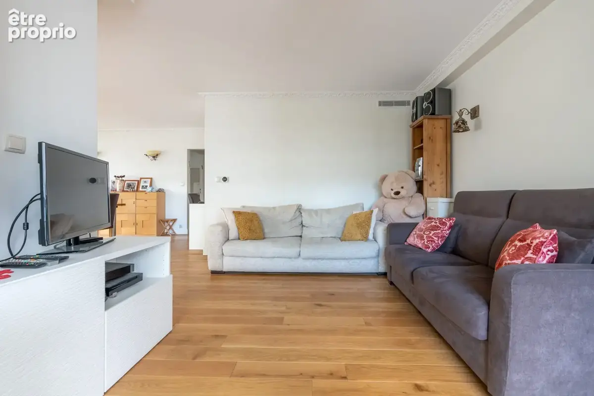Superbe appartement 4 pièces avec balcon, cave et parking - photo 9