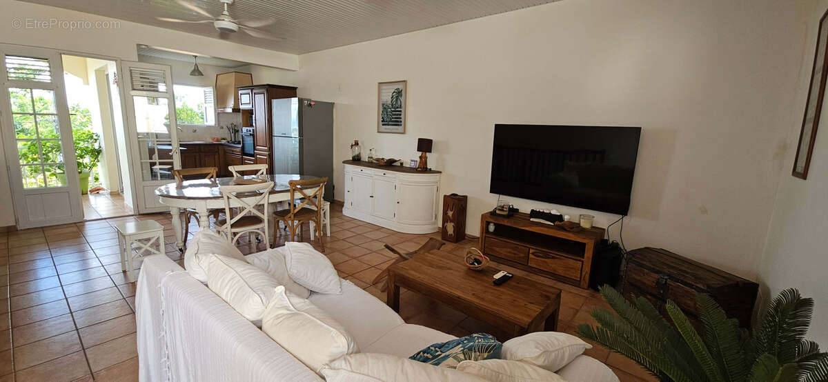 Maison à LES TROIS-ILETS