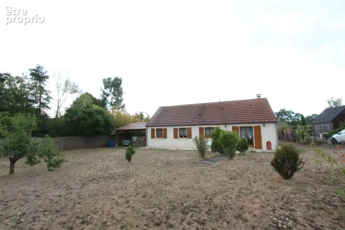 Photo Maison à Saint-Leger-Le-Petit au prix de 170 000€