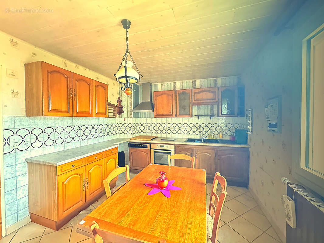 Maison à BOUROGNE