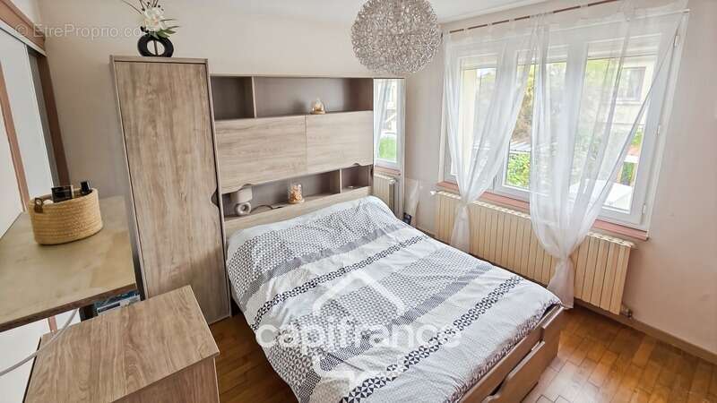 Maison à SAINT-MARCEL