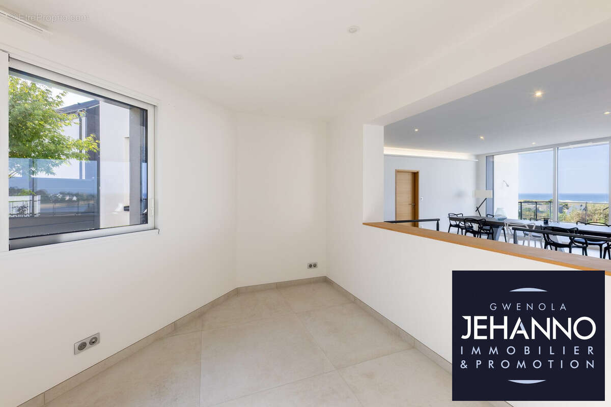 Maison 263 m² à Guidel  - photo 9