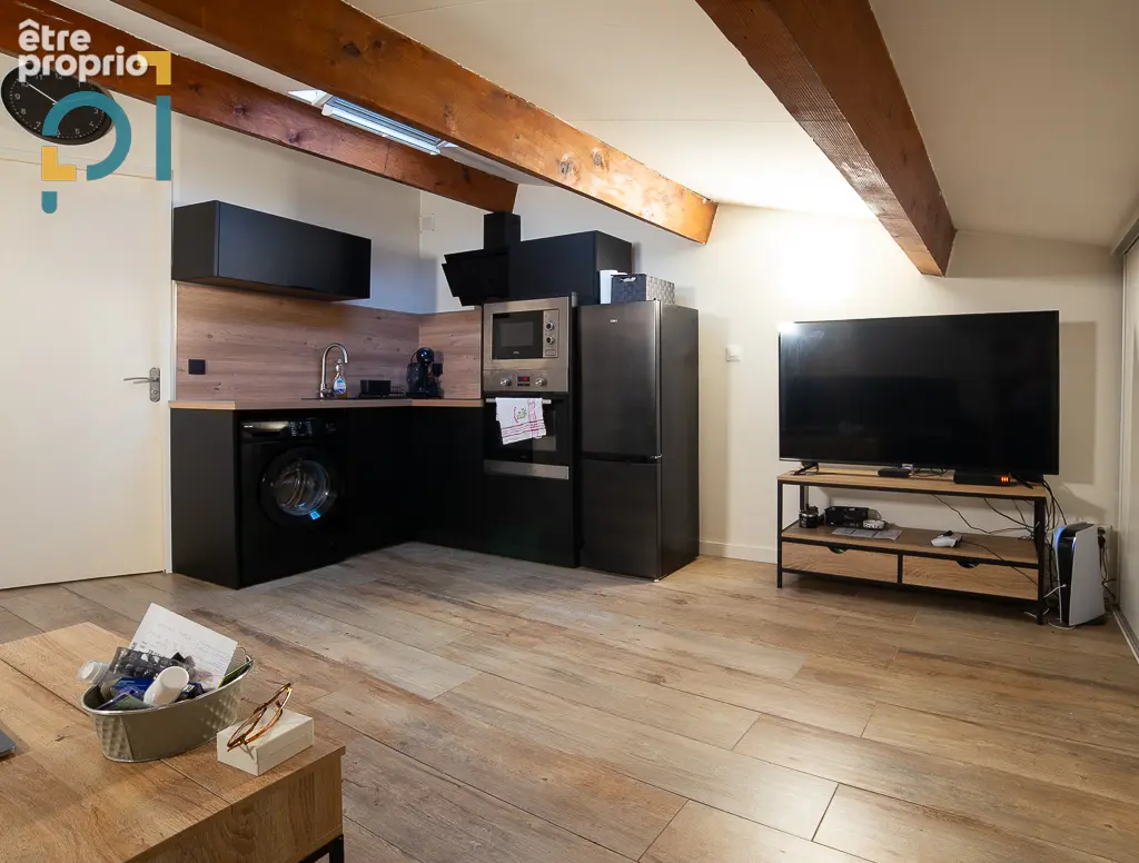 Appartement à EGUILLES