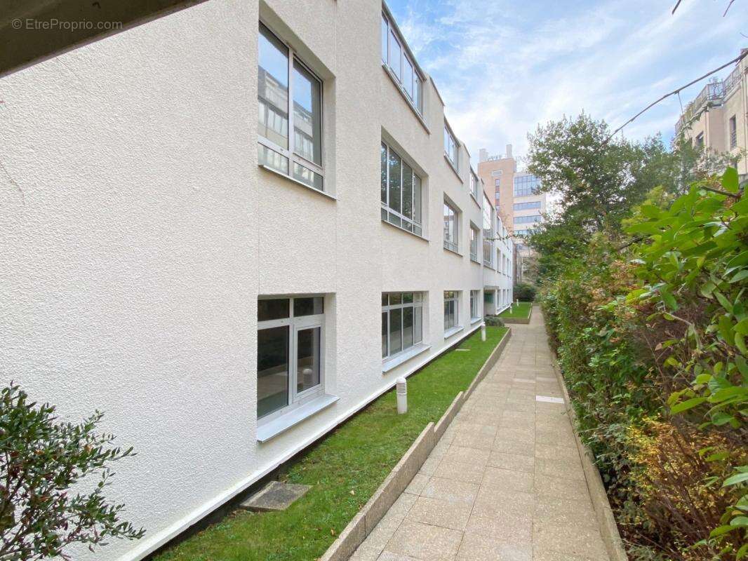 Commerce à BOULOGNE-BILLANCOURT