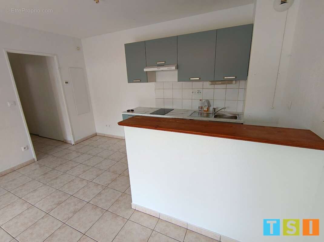 Montrejeau: appartement type T2 au rdc. - photo 2