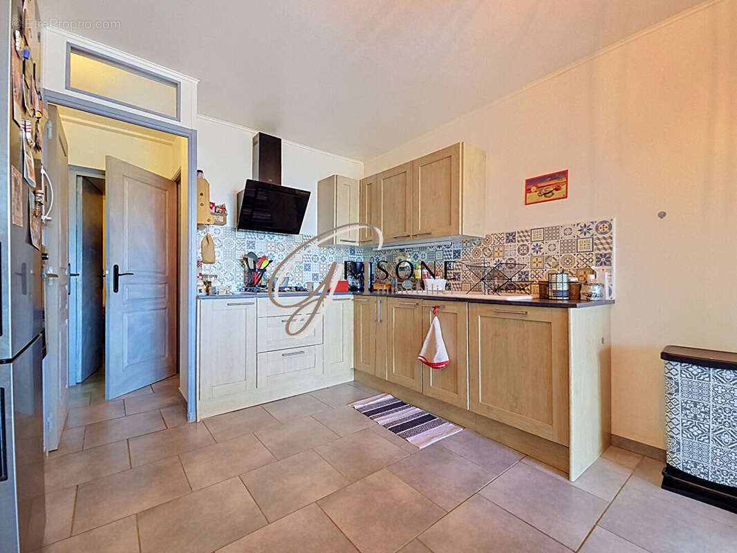 Appartement T2 Vue mer au Brusc à Six-Fours les Plages - photo 5