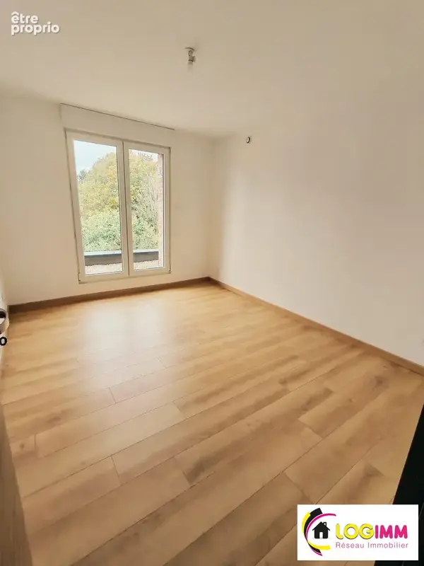 Maison 6 pièces 136 m² à vendre à Sebourg (59990) - photo 9
