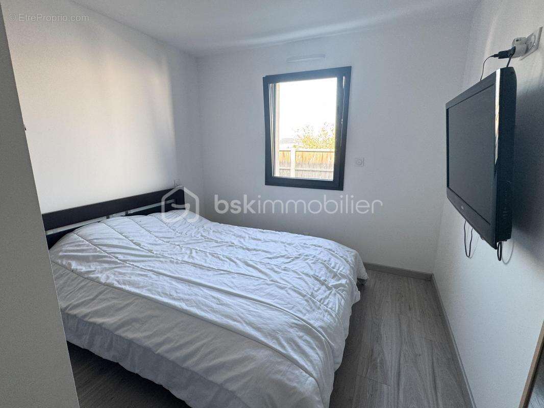 Maison à SAINT-PIERRE-LA-COUR