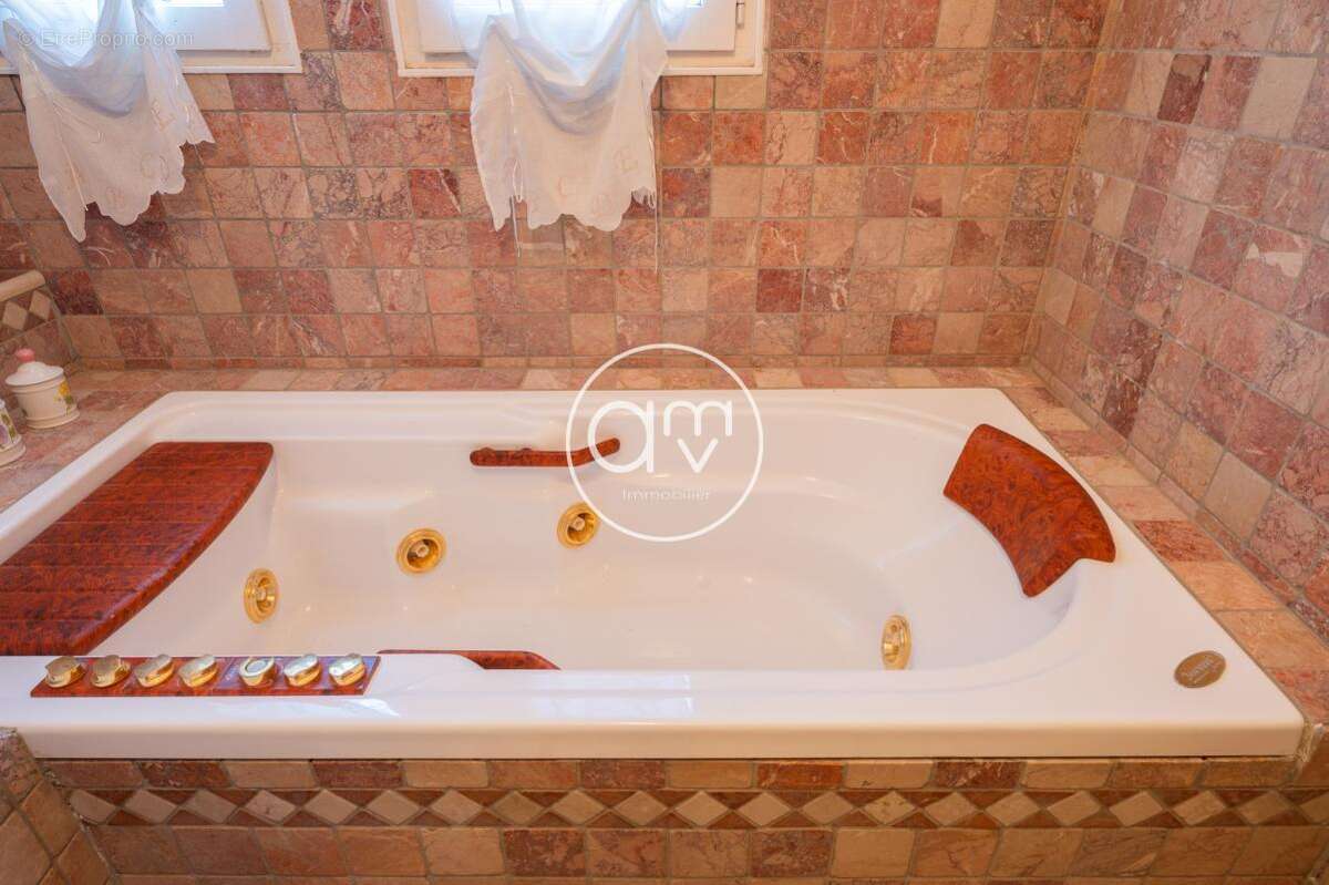 Propriété Ollioules - EXCLUSIVITE - photo 11