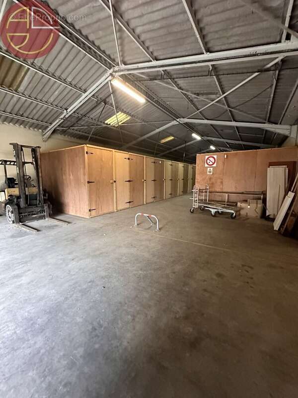 Commerce à CASTELNAUDARY