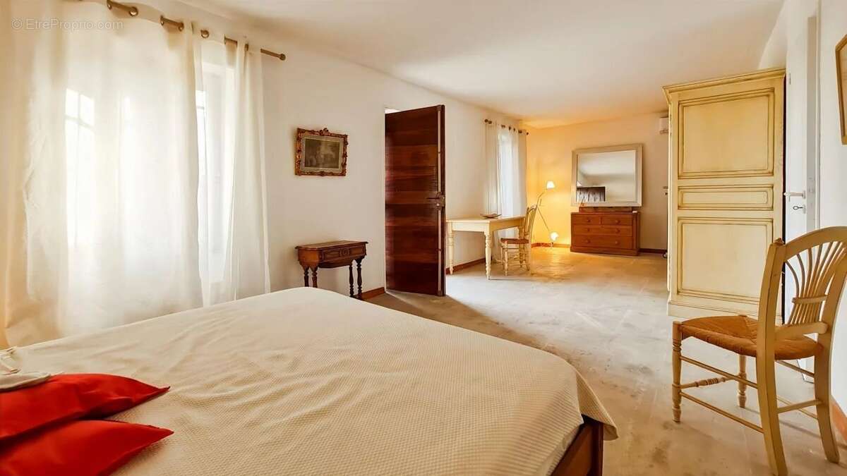 Maison à LES ANGLES