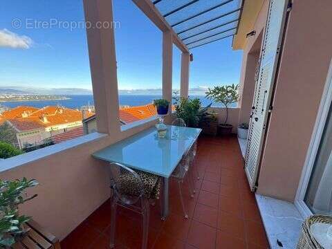 Appartement à BEAUSOLEIL