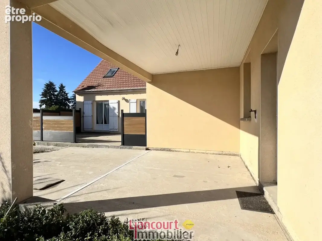 maison récente avec 6 chambres secteur saint just en chausée - photo 19