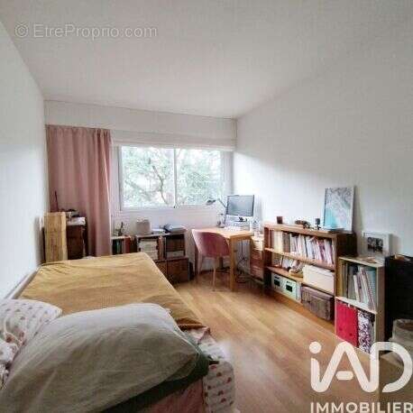 Photo 7 - Appartement à LE PLESSIS-ROBINSON