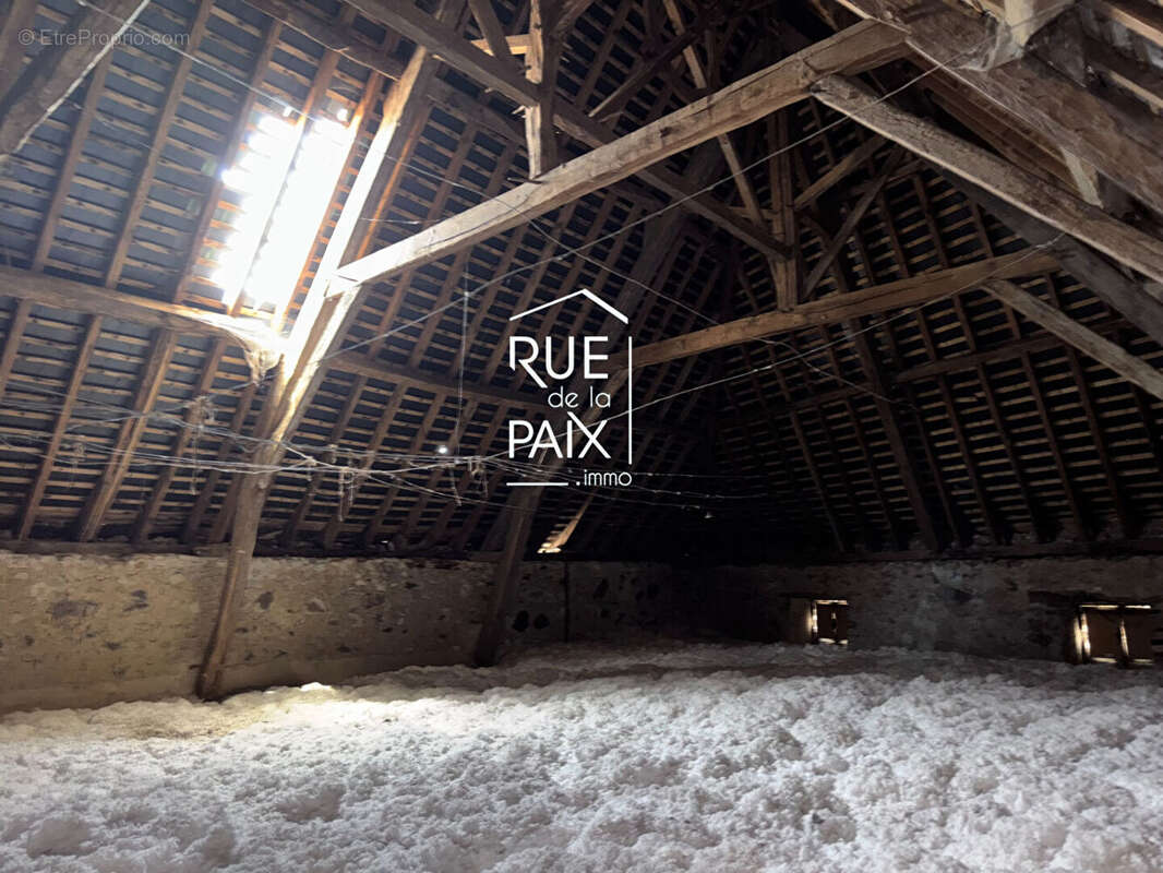 Ensemble immobilier situé  a la chapelle saint laurent - photo 7