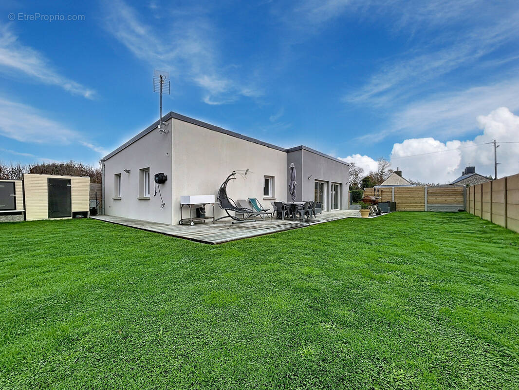 Maison à GOUVILLE-SUR-MER