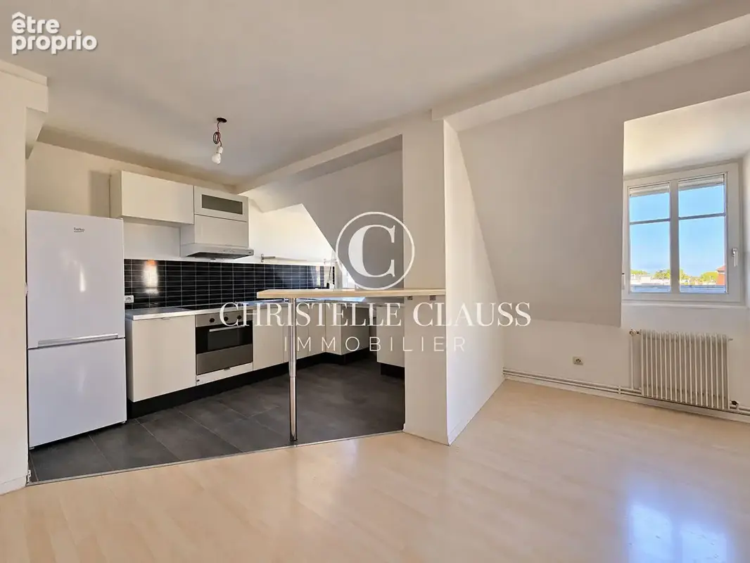 STRASBOURG - ORANGERIE - Duplex attique - 3 pièces - 80 m² - 5ème étage - Ascenseur - photo 3