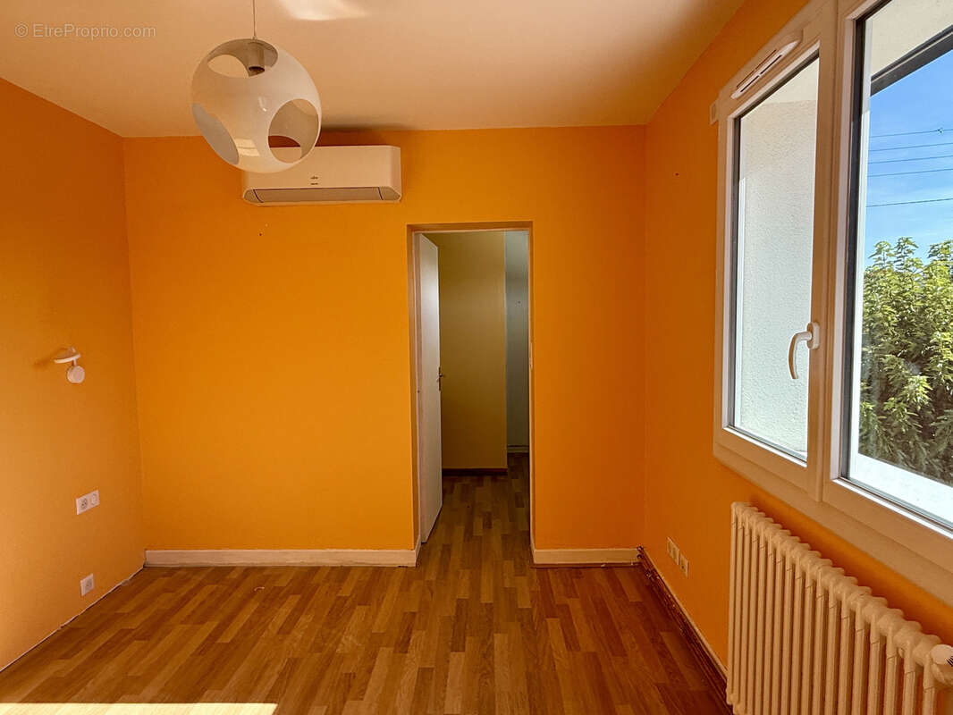 Maison à SAINT-JUERY