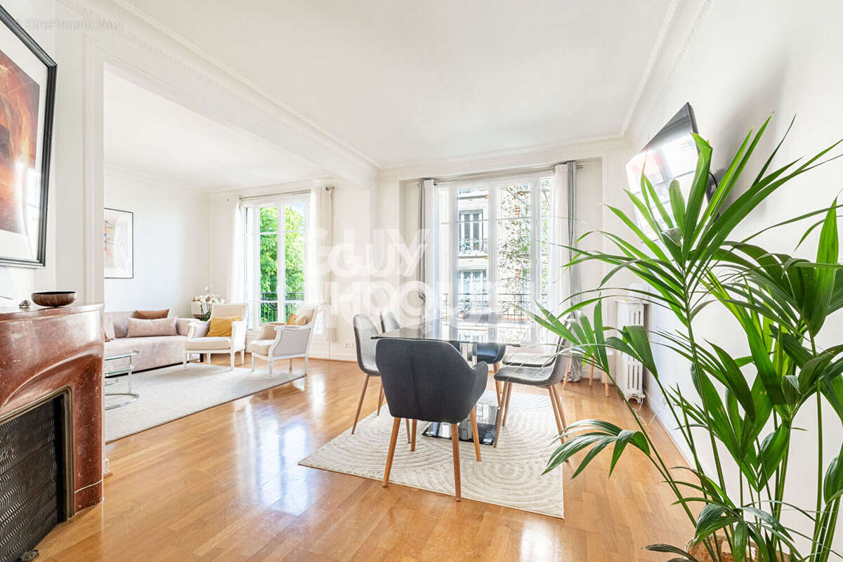 Appartement à ASNIERES-SUR-SEINE