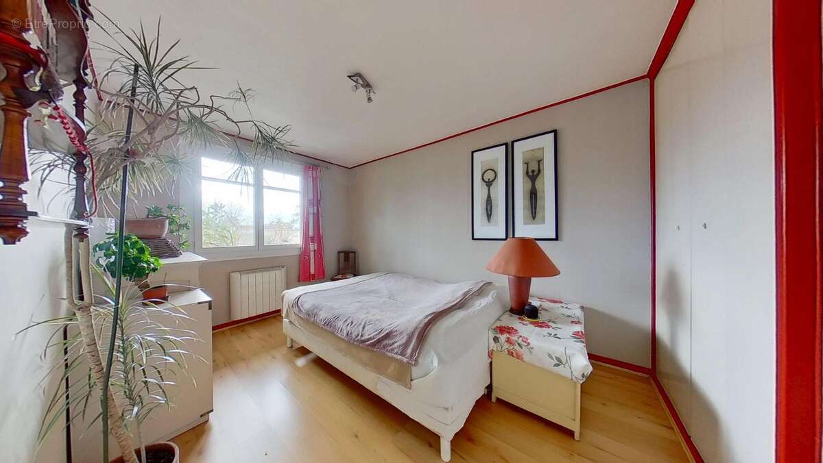 Appartement à LYON-9E
