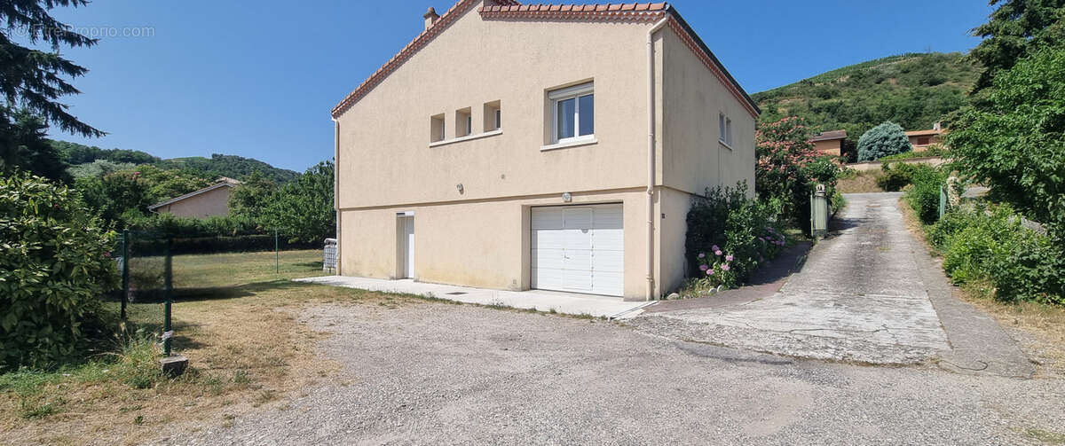 Maison 114 m² à Sarras  - photo 9