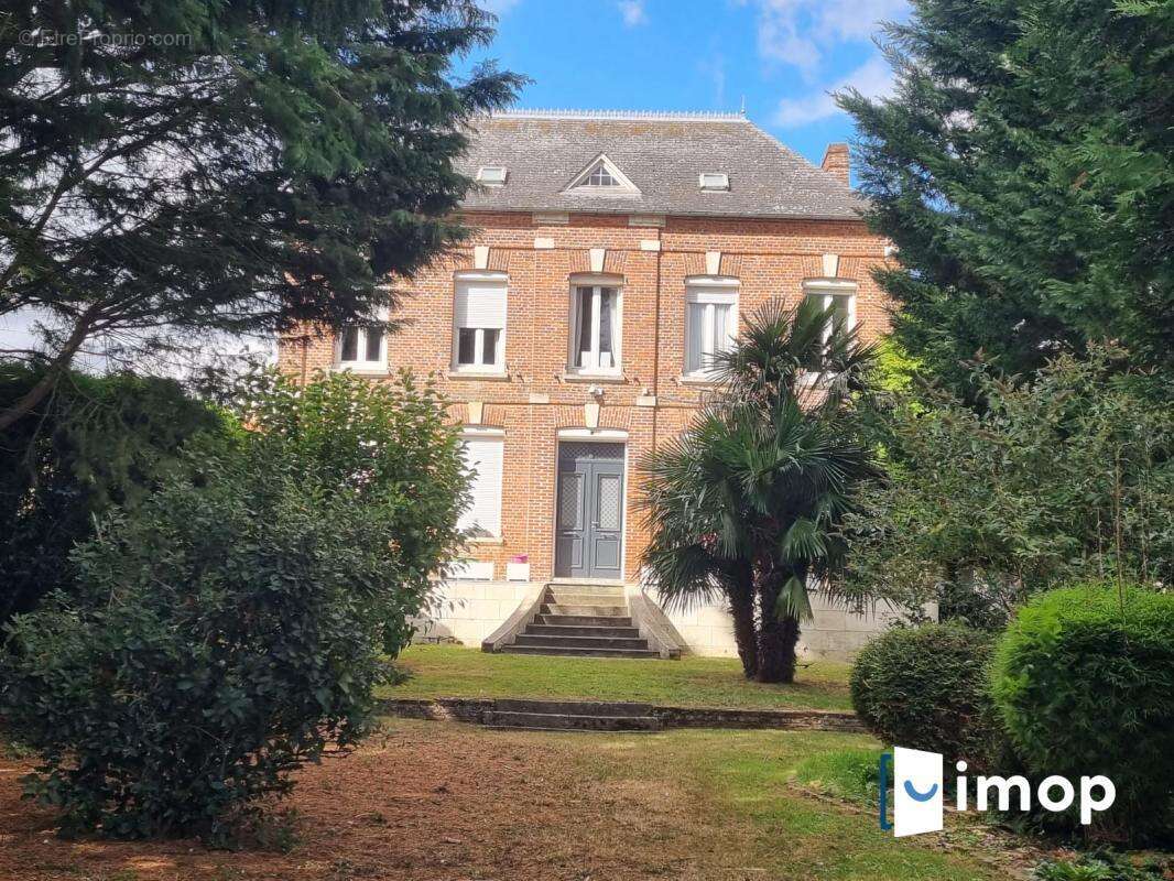 Maison à CORMEILLES