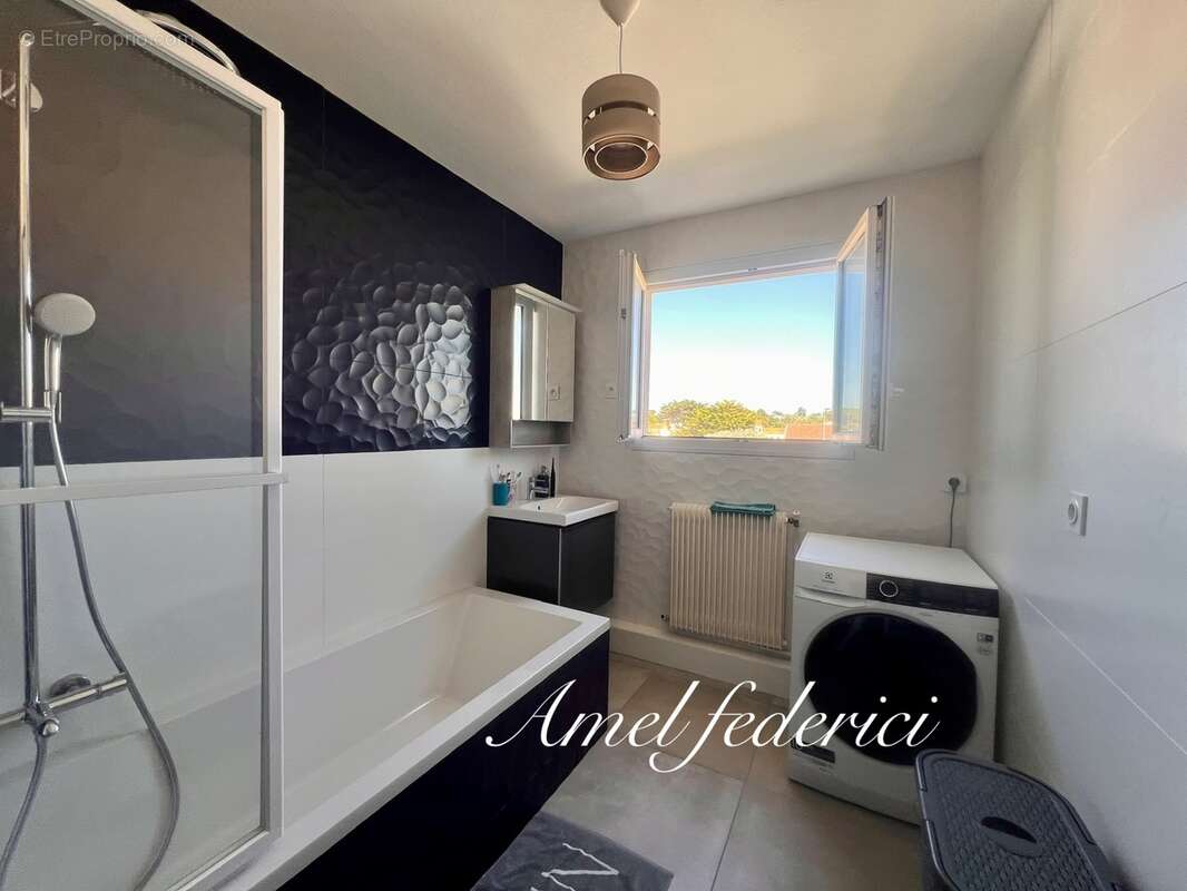 L’Océan pour horizon, une adresse d’exception pour ce bel appartement 85 m2 + Studio 22 m2 !! - photo 31