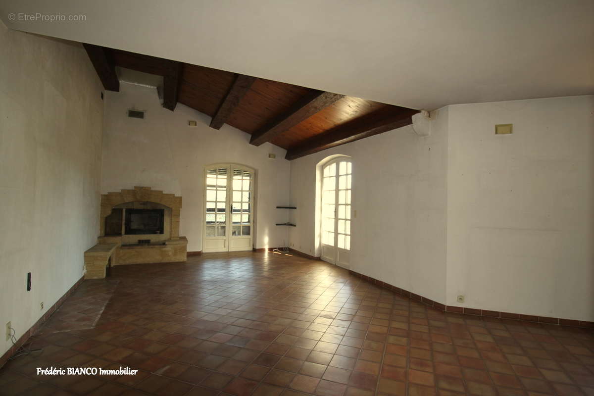 Bouillargues Solide Villa  - photo 4
