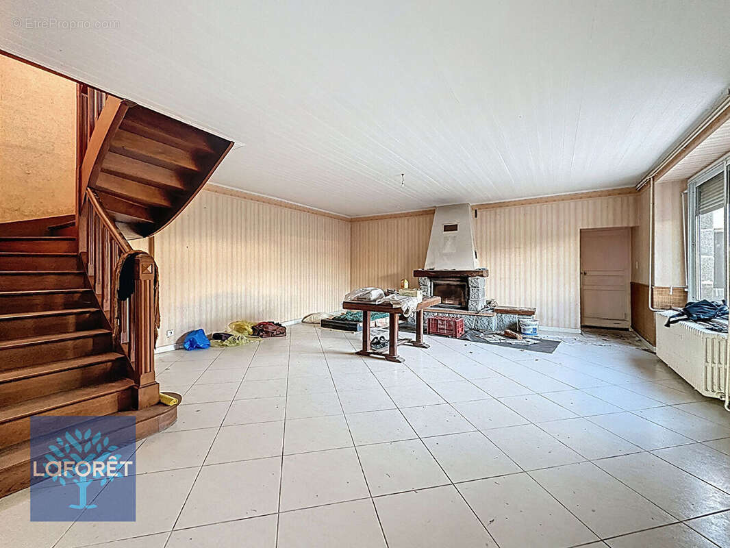 Maison à ERCE-PRES-LIFFRE