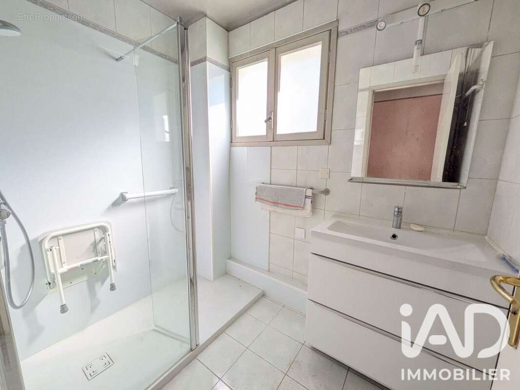 Appartement 67 m² à Antibes  - photo 7