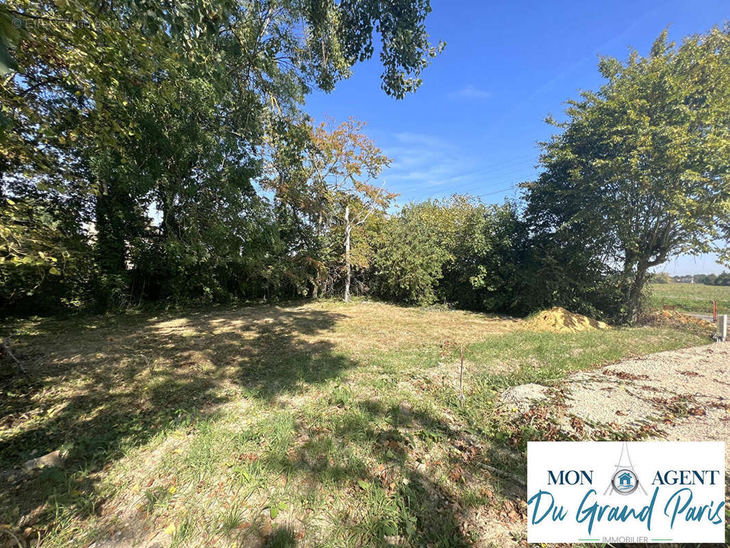 Terrain à GIF-SUR-YVETTE