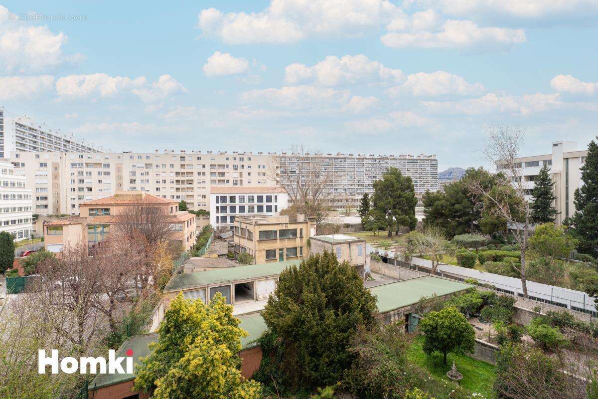 Appartement à MARSEILLE-8E