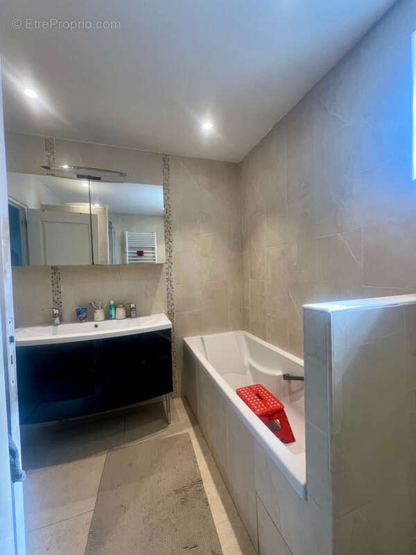 Maison à SAVIGNY-SUR-ORGE