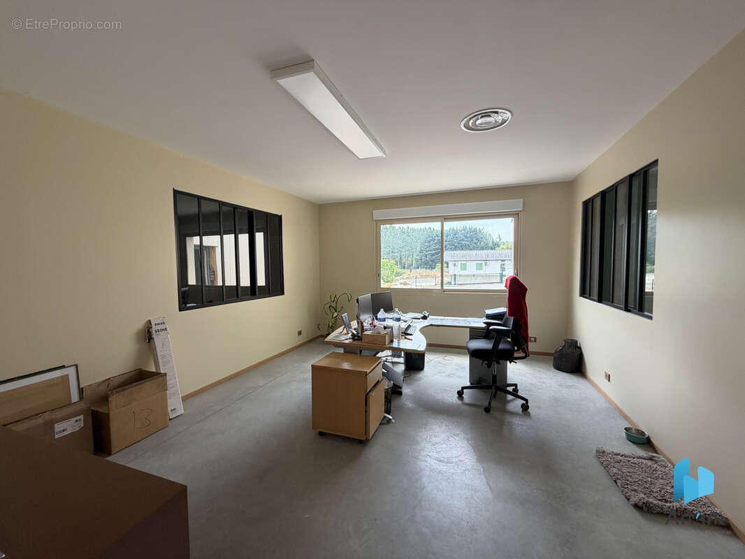A vendre batiment d'activite avec loft - photo 4