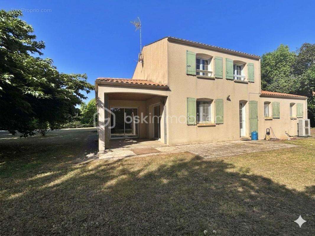Maison à PETOSSE
