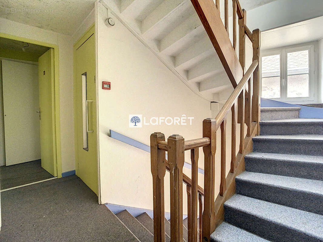 Maison à CHAUDES-AIGUES