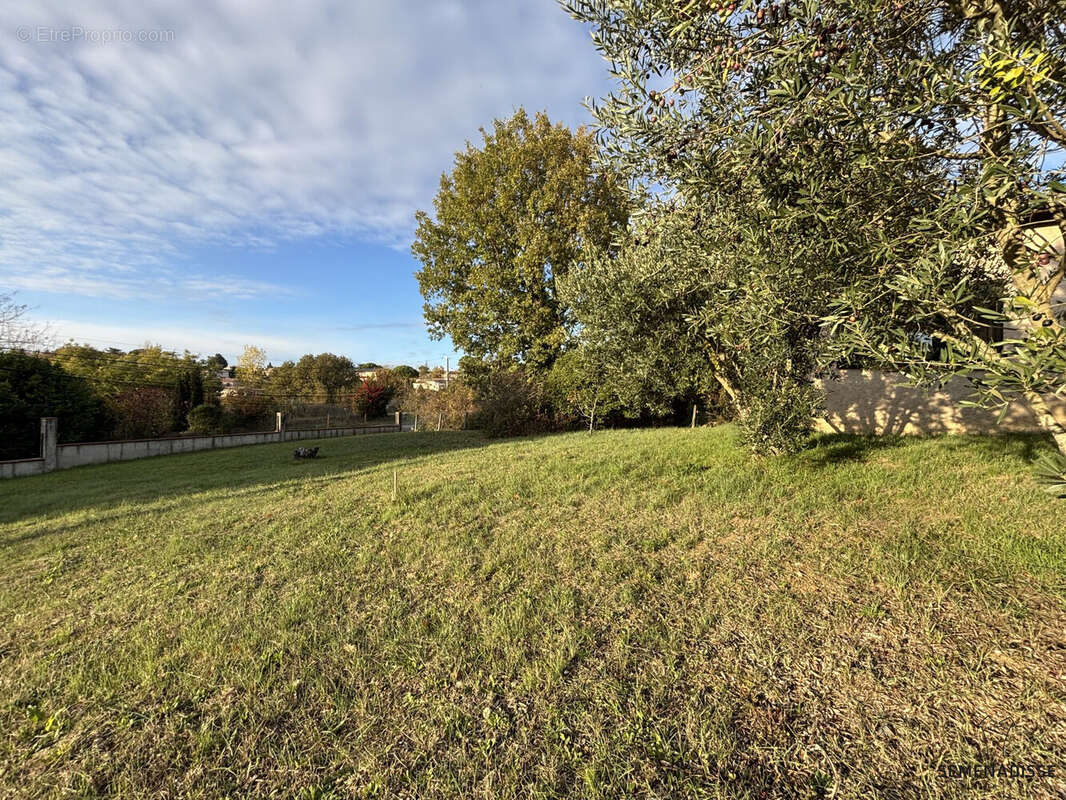 Terrain à PECHBONNIEU