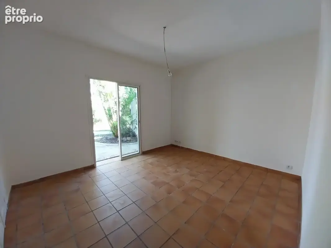Villa T6 La montagne - quartier Etat Major. - photo 7