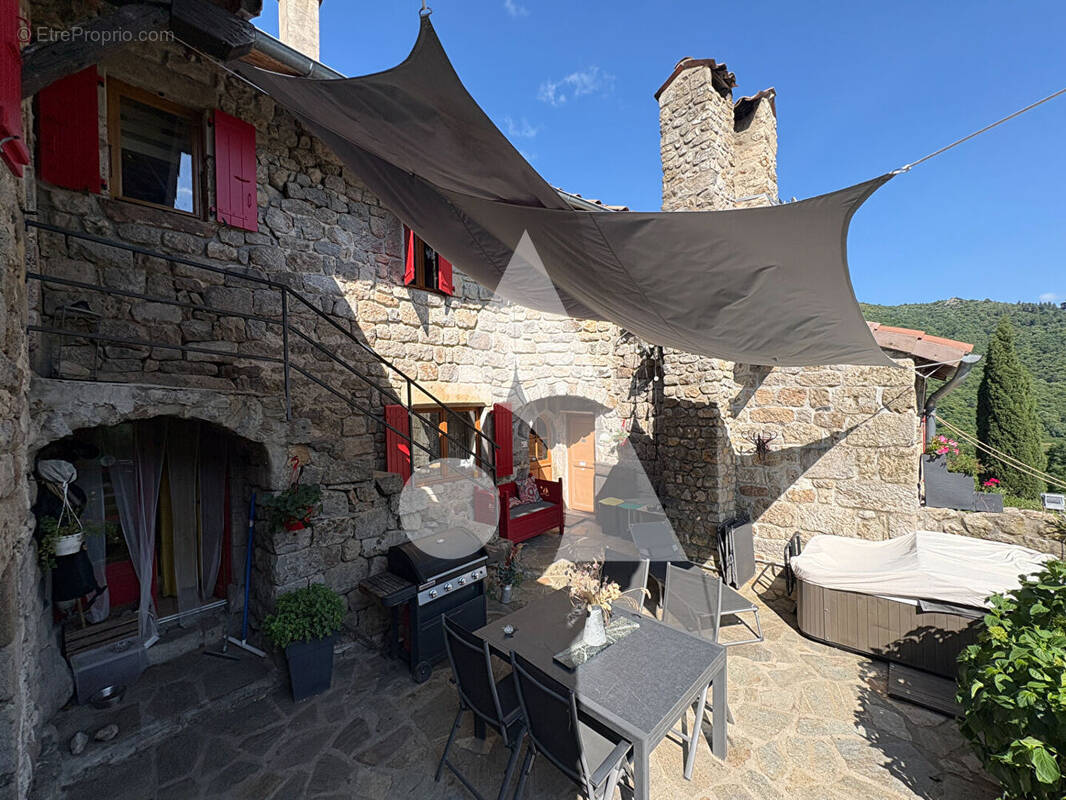 Maison à LABASTIDE-SUR-BESORGUES