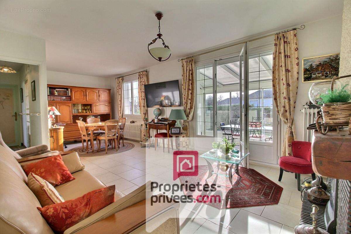 Maison à VILLEMANDEUR