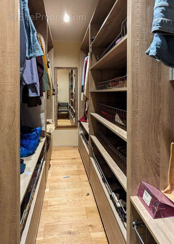 Maison à BAIGNES-SAINTE-RADEGONDE